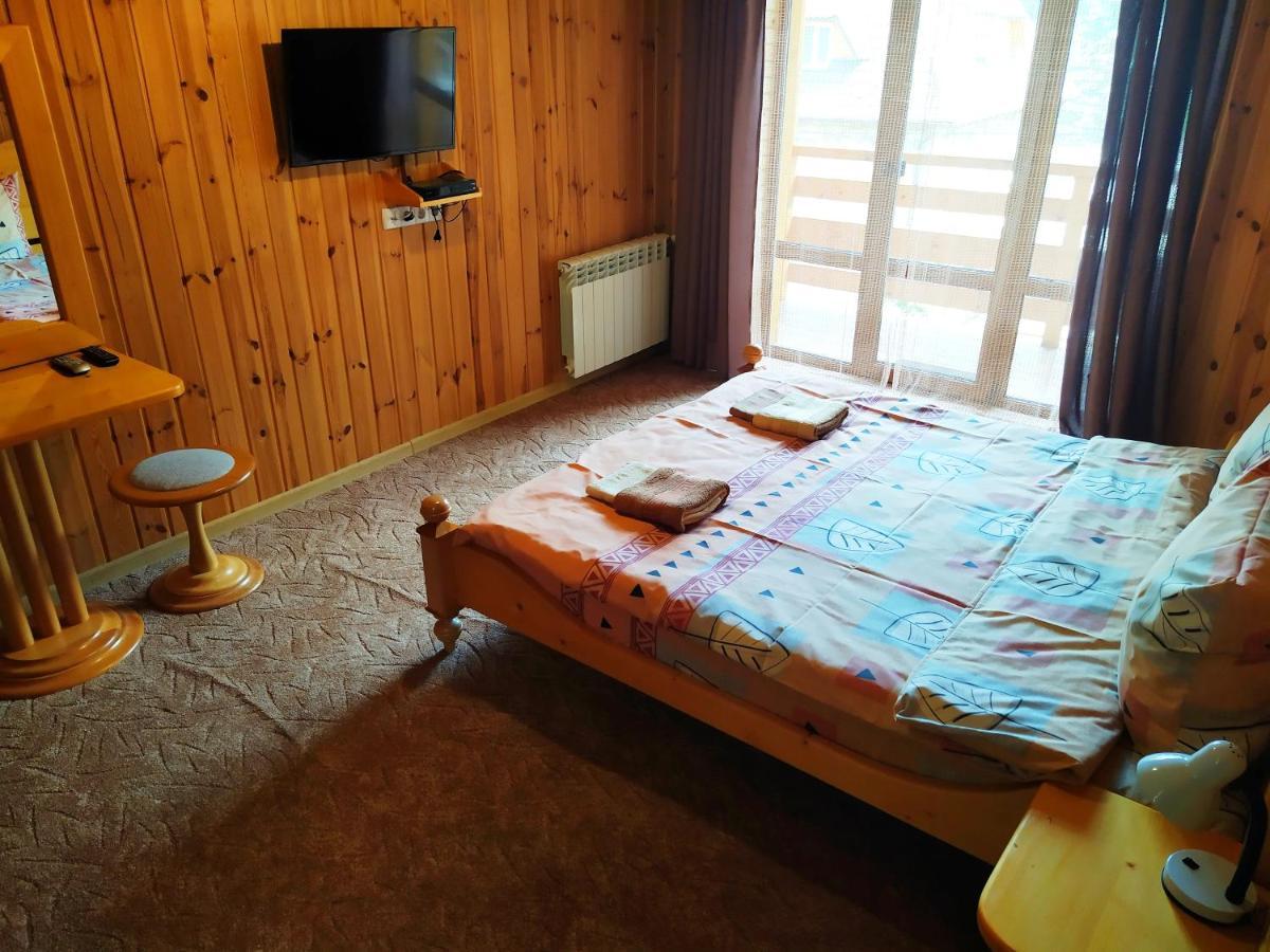 Guest House Shafran 야렘체 외부 사진