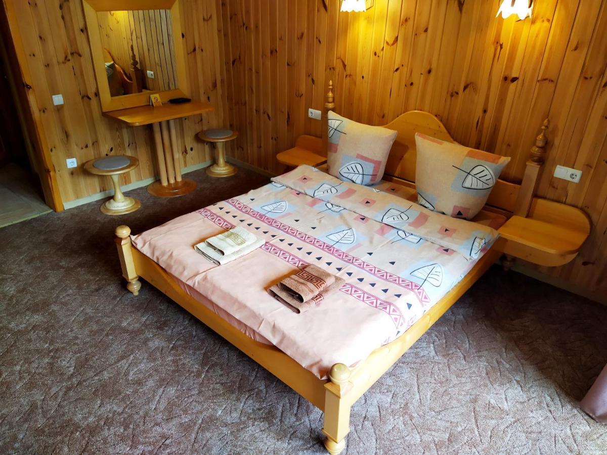 Guest House Shafran 야렘체 외부 사진